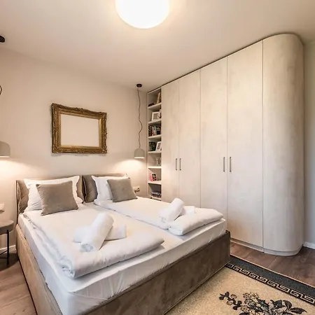 Designer 1br Near The Sea Garden, Chayka District * Varna