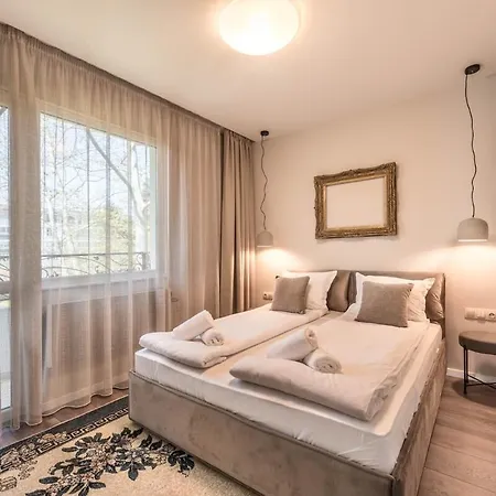 Designer 1br Near The Sea Garden, Chayka District Varna